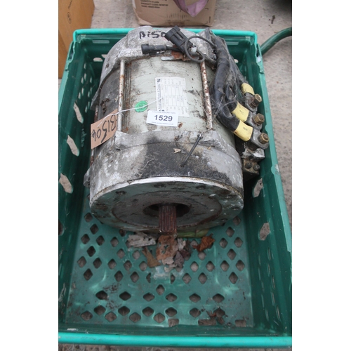 1529 - A 3 PHASE ELECTRIC MOTOR WORKING ORDER  NO  VAT