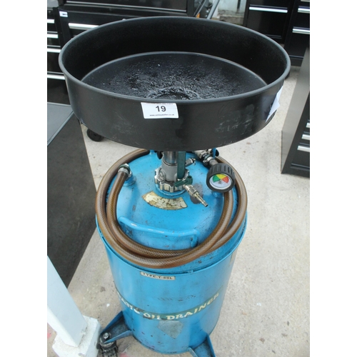 19 - WASTE OIL DRAINER  WITH AIR EVACUATION  + VAT