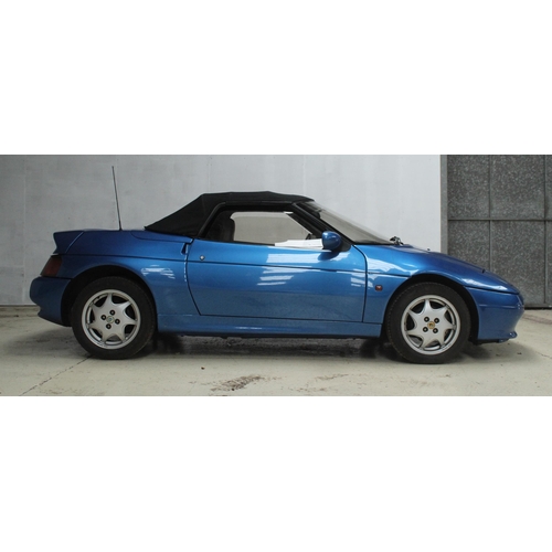 193 - LOTUS ELAN SE TURBO CONVERTABLE H185UJX FIRST REG 1990 WITH V5 APPROX 49000 MILES BEEN IN A PRIVATE ... 