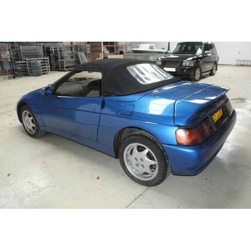 193 - LOTUS ELAN SE TURBO CONVERTABLE H185UJX FIRST REG 1990 WITH V5 APPROX 49000 MILES BEEN IN A PRIVATE ... 