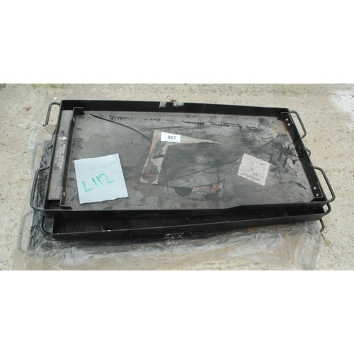 867 - 3 LAND ROVER BATTERY TRAYS  + VAT