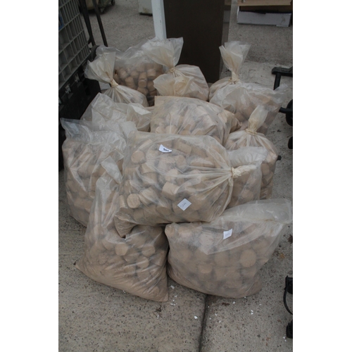 980 - 15 BAGS 0F OAK BRIQUETTES - NO VAT