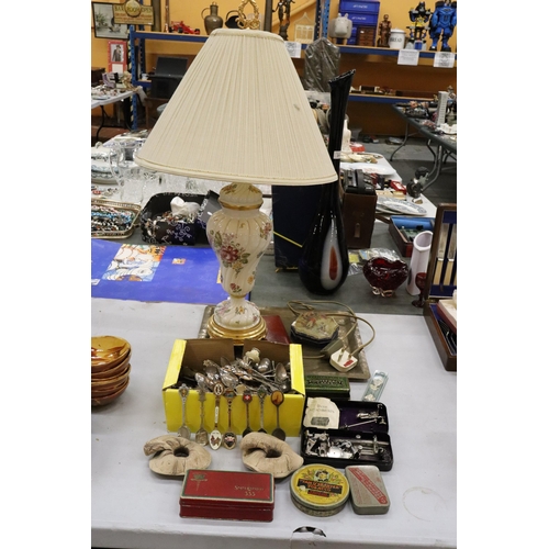 318 - A LARGE MIXED LOT TO INCLUDE A CERAMIC TABLE LAMP AND SHADE, LARGE QUANTITY OF SOUVENIR TEASPOONS, V... 