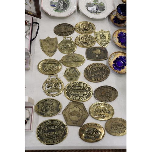 332 - A LARGE COLLECTION OF BRASS STEAM RALLY PLAQUES - 20 IN TOTAL