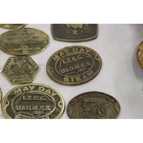 332 - A LARGE COLLECTION OF BRASS STEAM RALLY PLAQUES - 20 IN TOTAL