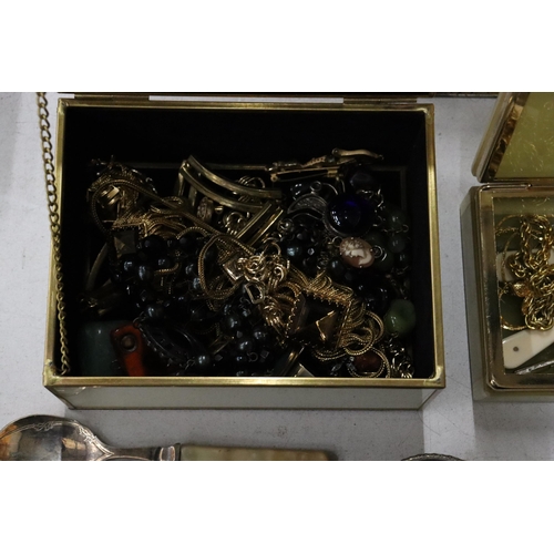 354 - A QUANTITY OF COSTUME JEWELLERY TO INCLUDE NECKLACES, RINGS, BROOCHES, CUFFLINKS, A CIGARETTE CASE, ... 