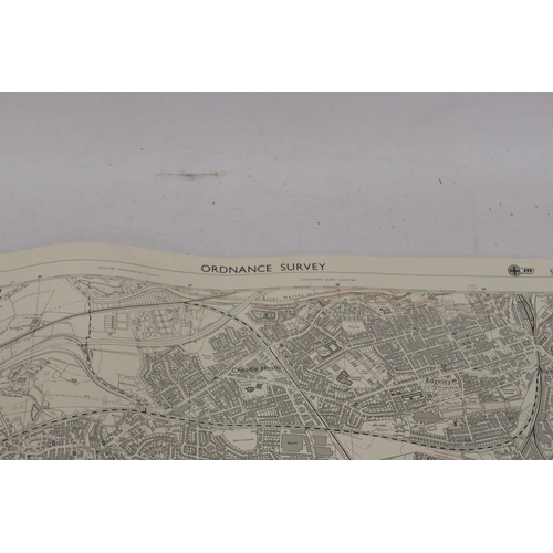 806 - A LARGE QUANTITY OF ORDNANCE SURVEY MAPS TO INCLUDE GREATER MANCHESTER COUNTY, CHESTER, CHESHIRE, ET... 