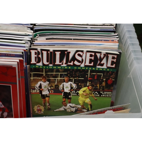 873 - A LARGE QUANTITY OF FOOTBALL PROGRAMMES TO INCLUDE ARSENAL, HULL CITY, WIMBLEDON, ETC