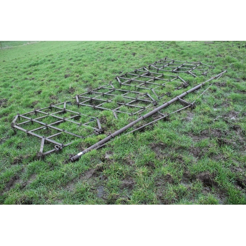 183 - ZIG ZAG HARROWS 12' WIDE  + VAT