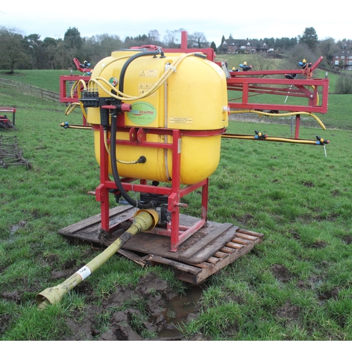 184 - POLMARK CROP SPRAYER 36' WIDE (3 YEARS OLD)  + VAT