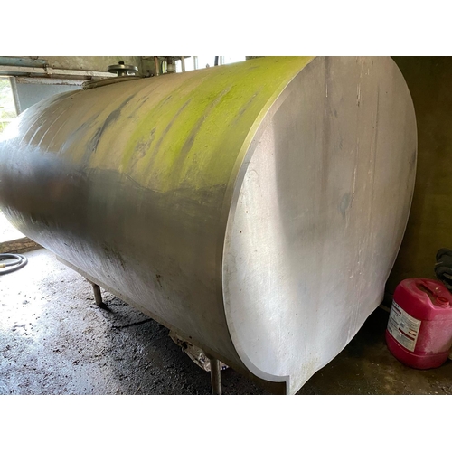 242 - FABDEC DARI-KOOL STAINLESS STEEL 2,500 LTR BULK MILK TANK. TO BE DISMANTLED IN THE DAIRY, 4 WEEKS TO... 