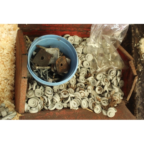 72 - 7 BAGS OF ROOFING SCREWS ETC.  + VAT