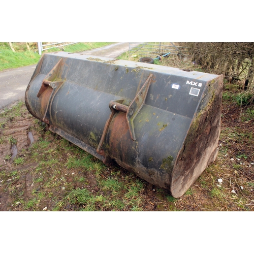 197 - LOADER BUCKET WITH MX/CHILTON FITTINGS  + VAT