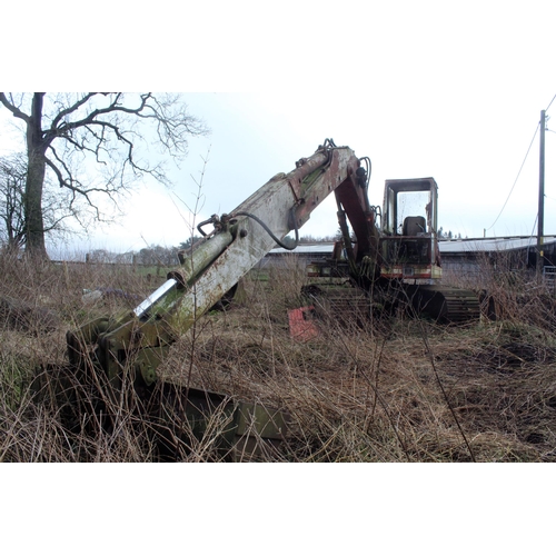 208 - 1979 O+K R84 13T EXCAVATOR/SLEW LOADER SERIAL NO. 48246 WITH DEUTZ ENGINE. NONE RUNNER  +VAT