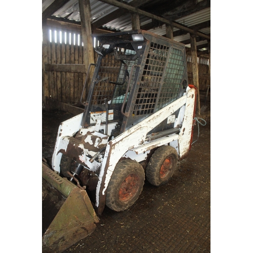 203 - 2001 BOB CAT 463 3' LOADING SHOVEL WITH BUCKET & GRAB, SERIAL NO. 519911097  + VAT