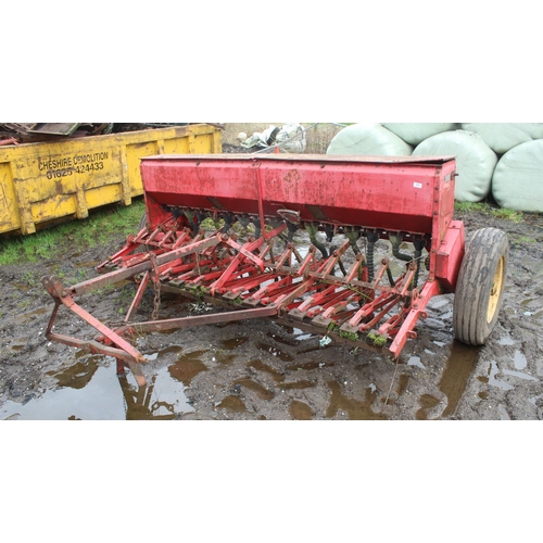 251 - MASSEY FERGUSON CORN DRILL   + VAT