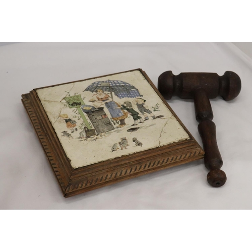 207 - A LARGE AUCTIONEERS GAVEL WITH A TILED PLINTH