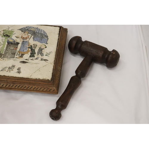 207 - A LARGE AUCTIONEERS GAVEL WITH A TILED PLINTH