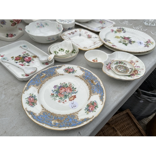 1698 - AN ASSORTMENT OF MIXED CERAMICS TO INCLUDE AYNSLEY, COALPORT AND WEDGWOOD ETC