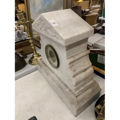 10 - A VERY HEAVY WHITE MARBLE CLOCK WITH KEY AND PENDULUM