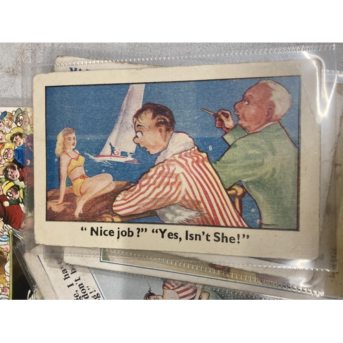 1092 - A COLLECTION OF CHEEKY 1930'S/40'S VINTAGE POSTCARDS