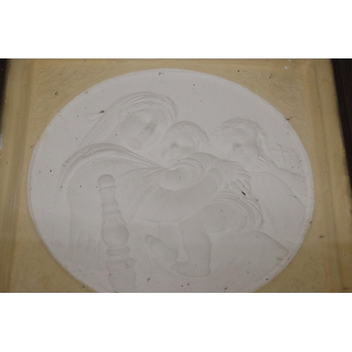 255 - A PLASTER OF PARIS TILE VICTORIAN ROMANTIC SCENE