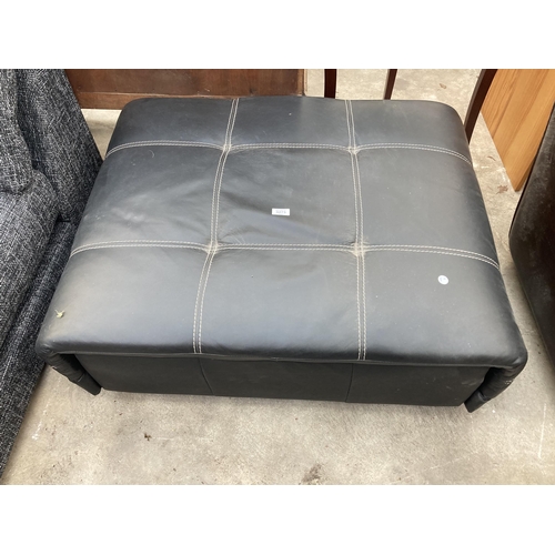 3273 - A FURNITURE VILLAGE LARGE FOOTSTOOL