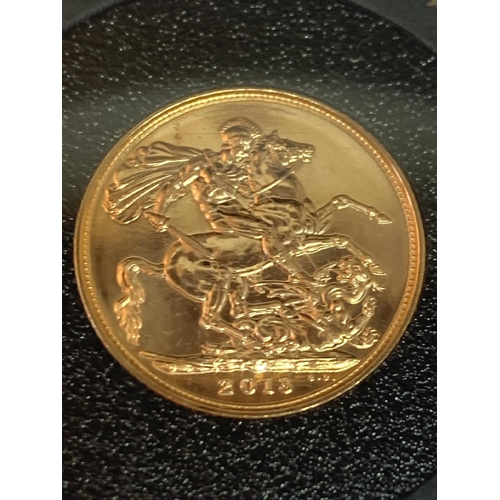 302 - A 2013 GOLD SOVEREIGN WITH CERTIFICATE OF AUTHENTICITY