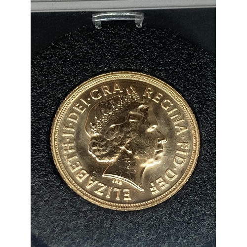 304 - A 2013 GOLD SOVEREIGN WITH CERTIFICATE OF AUTHENTICITY