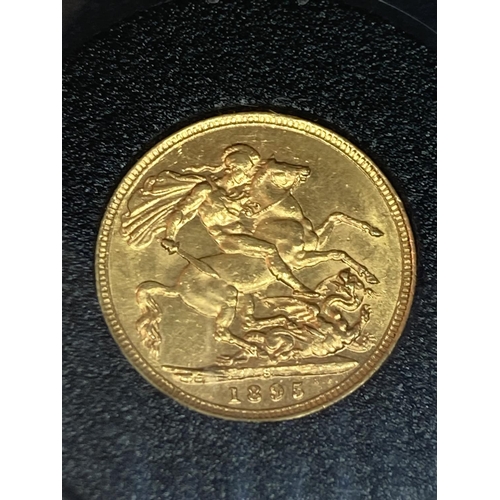 305 - AN 1895 QUEEN VICTORIA VEILED HEAD GOLD SOVEREIGN