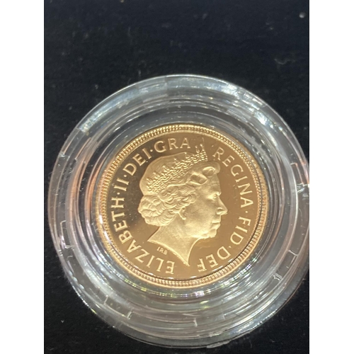 326 - A 2002 ROYAL MINT GOLD PROOF FOUR COIN COLLECTION CELEBRATING QUEEN ELIZABETH II GOLDEN JUBILEE TO I... 