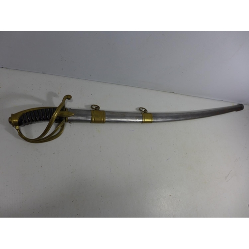 317 - A REPLICA NAPOLEONIC WAR IMPERIAL FRENCH LIGHT CAVALRY SWORD AND SCABBARD, 82CM BLADE, LENGTH 99CM