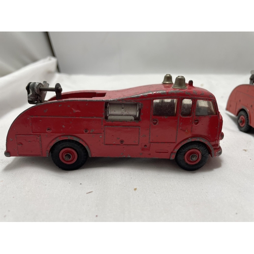 342 - THREE VINTAGE DIE CAST DINKY VEHICLES MADE IN ENGLAND BY MECCANO TO INCLUDE A STREAMLINED FIRE ENGIN... 