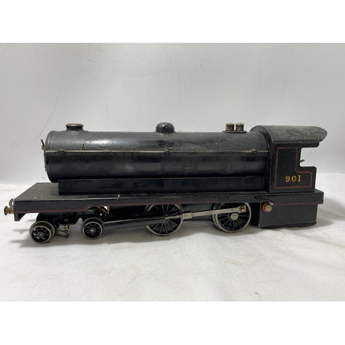 303 - A SCRATCH BUILT LIVE STEAM 30 MM GAUGE 4-4-0 MODEL RAILWAY LOCOMOTIVE AND TENDER NUMBER 901 IN BRITI... 