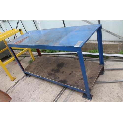 107 - METAL WORK BENCH HEAVY DUTY 61