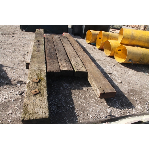 1092 - 3 SLEEPERS 8 FT LONG AND 2 SLEEPERS 14 FT LONG ON PALLET + VAT