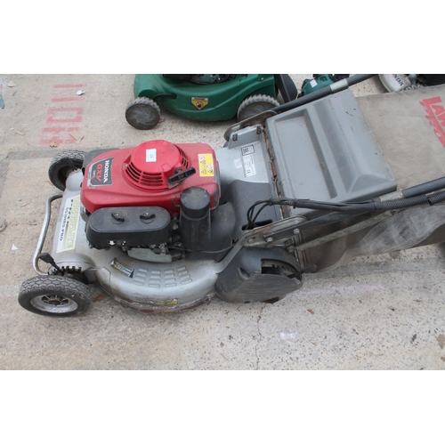 24 - LAWNFLITE PRO REAR ROLLER SELF PROPELLED MOWER. GOOD WORKING ORDER. RECENTLY SERVICED. ONLY FOR SALE... 