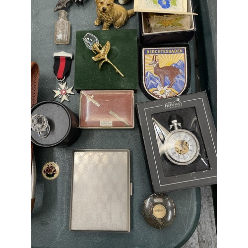 204 - A MIXED LOT TO INCLUDE CIGARETTE CASES, SWAROVSKI FIGURES - A/F, SILK BADGES, A POCKET WATCH, DOG FI... 