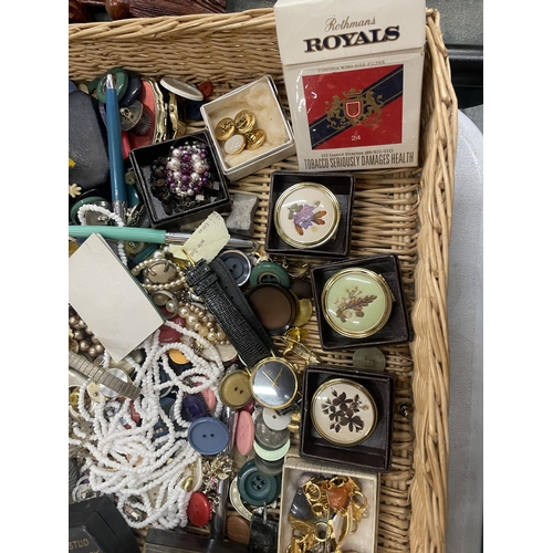 281A - A MIXED LOT TO INCLUDE COSTUME JEWELLERY, WATCHES, PILL BOXES, BUTTONS, ETC