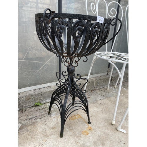 1511 - AN ORNATE AND DECORATIVE WROUGHT IRON GARDEN PLANTER (H:66CM D:37CM)