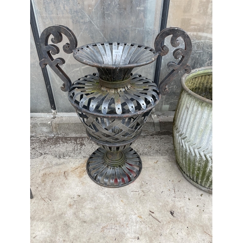 1521 - A DECORATIVE METAL PLANTER/ARTIFICIAL FLOWER VASE