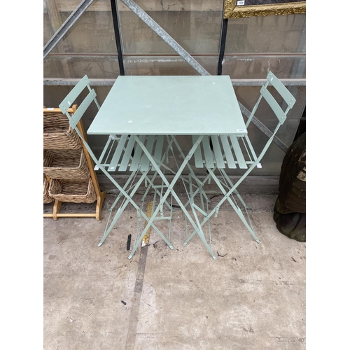 1527 - A TALL METAL FOLDING PATIO TABLE AND TWO FOLDING STOOLS