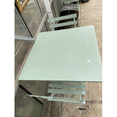 1527 - A TALL METAL FOLDING PATIO TABLE AND TWO FOLDING STOOLS