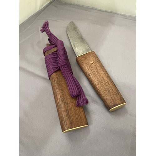 55 - A VINTAGE JAPANESE TANTO WITH PURPLE SILK WRAP