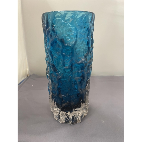 65 - A WHITEFRIARS KINGFISHER BLUE TEXTURED BARK EFFECT VASE HEIGHT 19CM