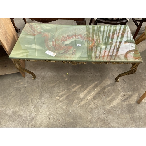 2681 - AN ONYX EFFECT COFFEE TABLE ON BRASS CABRIOLE LEGS