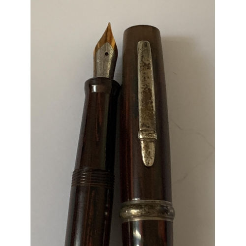 507A - A STIPULA NOVECENTO 2508 FOUNTAIN PEN WITH AN 18 CARAT GOLD NIB