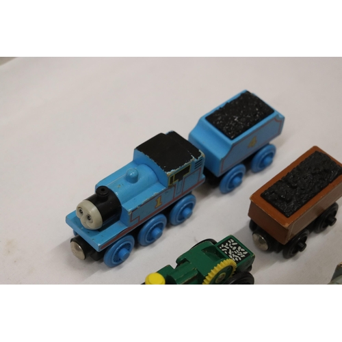 368 - A QUANTITY OF VINTAGE WOODEN THOMAS THE TANK ENGINE TRAINS AND CARRIAGES TO INCLUDE SPENCER, TREVOR,... 