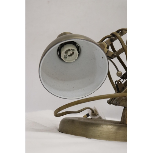 841 - A VINTAGE METAL ANGLEPOISE LAMP