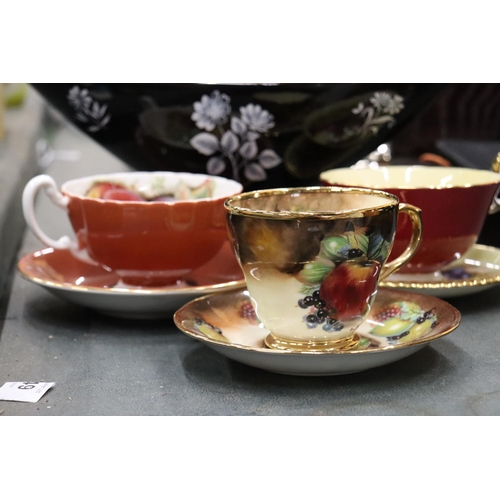 896 - A SIGNED, R EVERILL, LIME HOUSE STUDIO CUP AND SAUCER IN THE 'EVESHAM' PATTEN, TWO VINTAGE AYNSLEY C... 